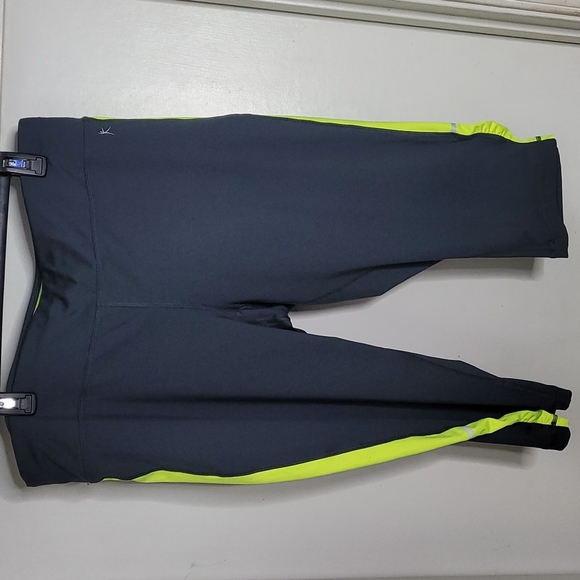 Danskin now fitted active pants - Picture 1 of 5
